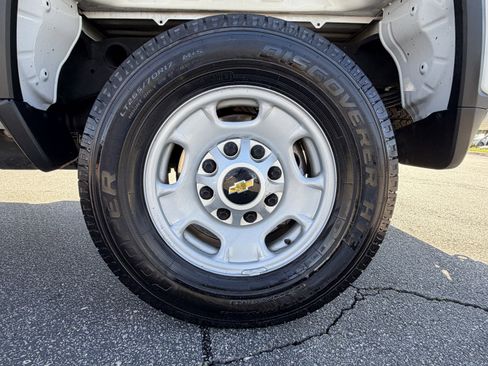 Used 2020 Chevrolet Silverado 2500 W/T w/ WT Convenience Package AWD/4WD image 11