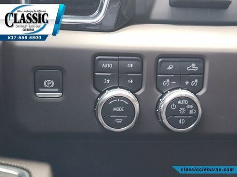 Used 2024 GMC Sierra 1500 Denali w/ Denali Reserve Package AWD/4WD image 23