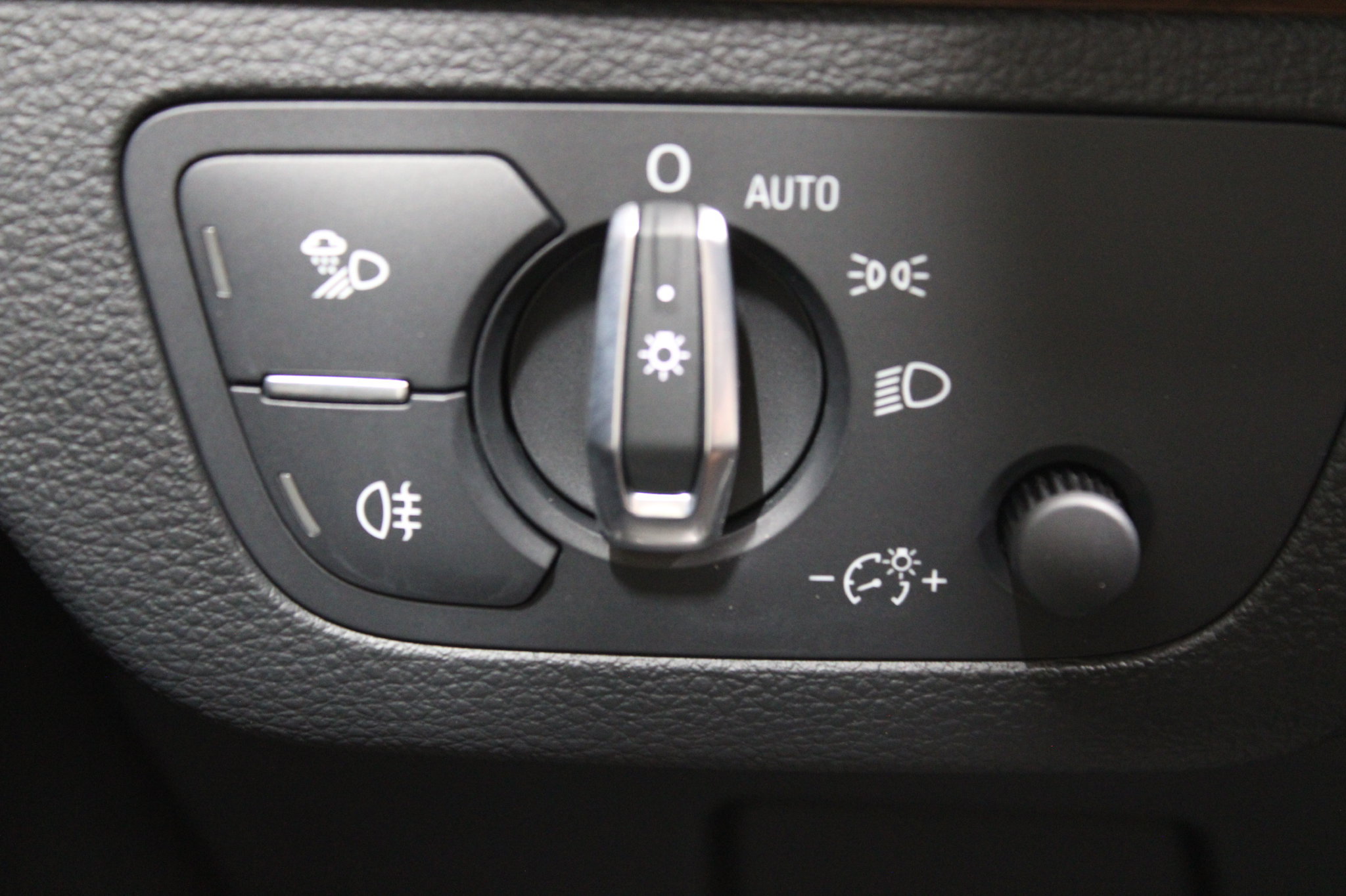 Used 2023 Audi Q5 2.0T Premium Plus AWD/4WD image 40