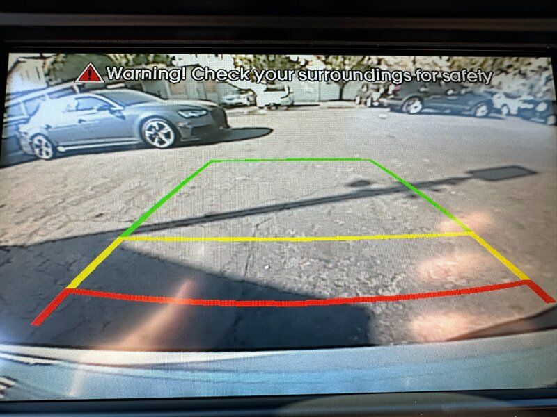 Used 2012 Hyundai Azera FWD image 20