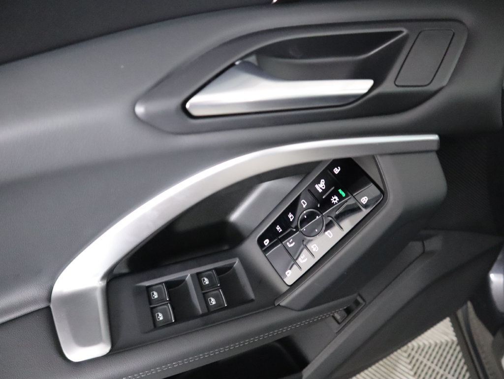 Used 2025 Audi Q5 Premium w/ Premium Plus AWD/4WD image 26