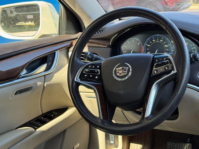 Used 2014 Cadillac XTS Premium FWD image 11