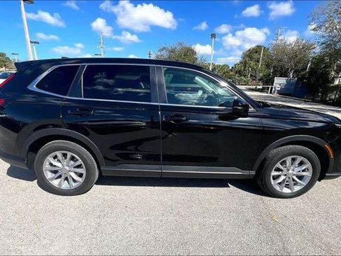 Used 2023 Honda CR-V EX image 4