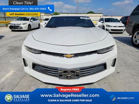 Used 2017 Chevrolet Camaro LT RWD image 7