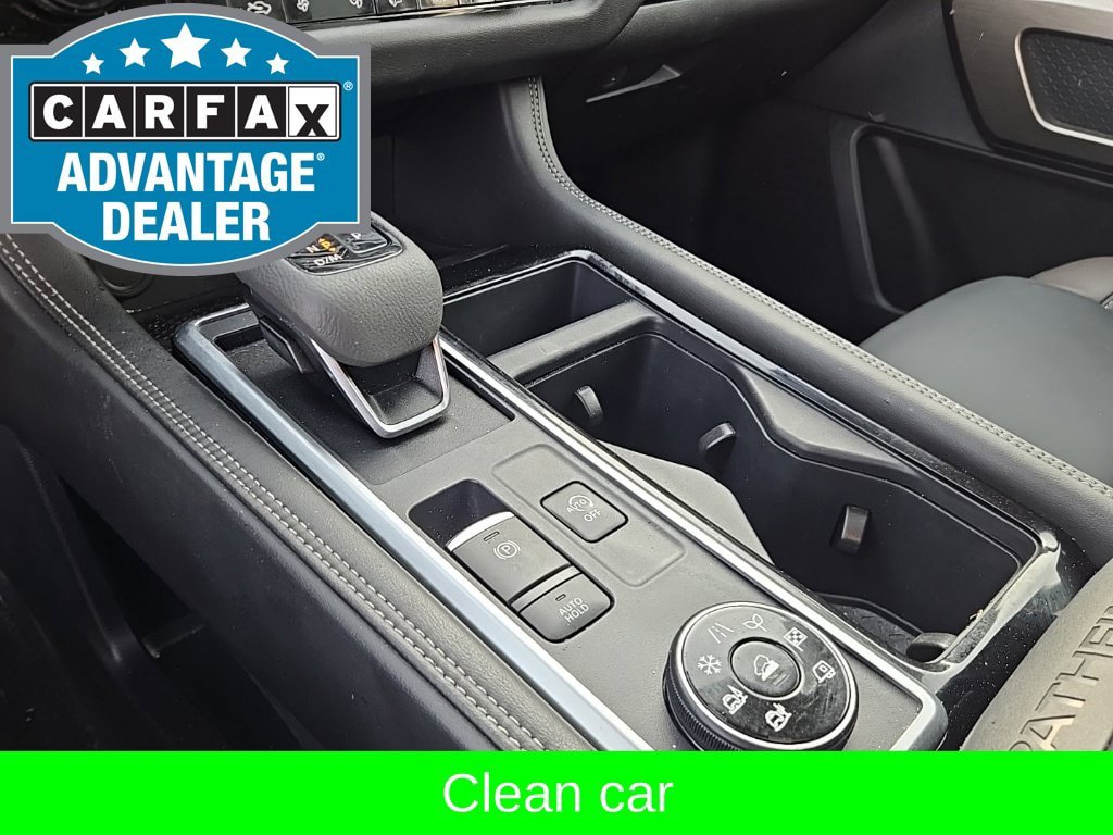 Used 2024 Nissan Pathfinder Platinum AWD/4WD image 19
