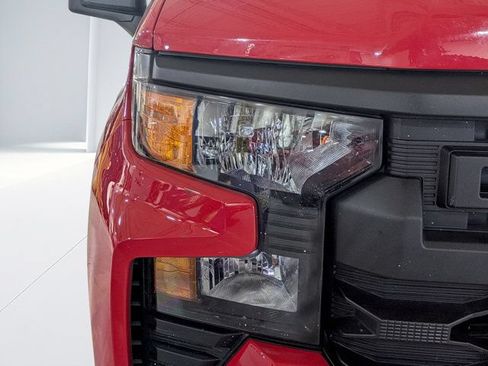 Used 2025 Chevrolet Silverado 1500 Custom Trail Boss AWD/4WD image 9