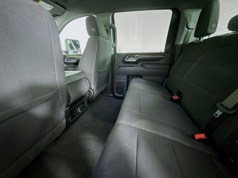 Used 2025 Chevrolet Silverado 2500 LT w/ Convenience Package image 23