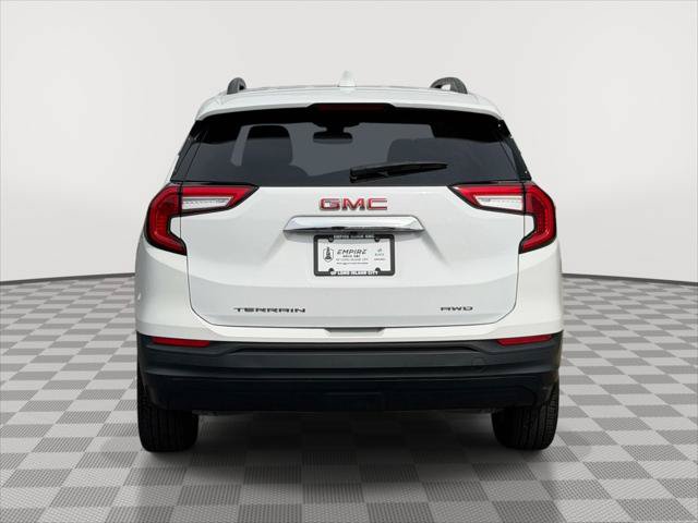 Used 2023 GMC Terrain SLE w/ Driver Convenience Package AWD/4WD image 6