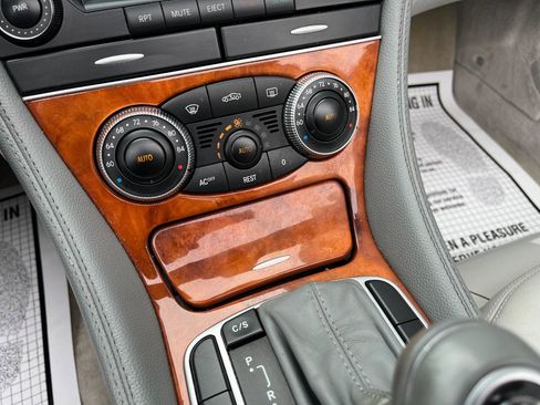 Used 2005 Mercedes-Benz SL 500 image 34