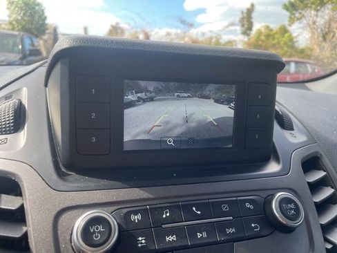 Used 2020 Ford Transit Connect XL image 25