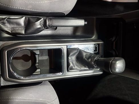 Used 2019 Toyota Tacoma TRD Off-Road image 18