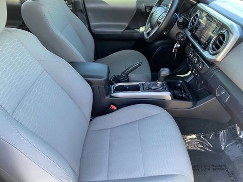 Certified 2018 Toyota Tacoma SR5 RWD image 16