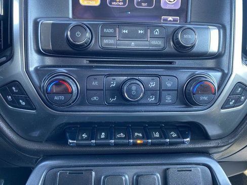 Used 2019 Chevrolet Silverado 2500 LTZ w/ Vortec Plus Package AWD/4WD image 18