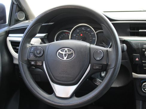 Used 2015 Toyota Corolla LE image 14