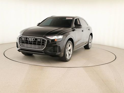 Used 2022 Audi Q8 Premium Plus image 12
