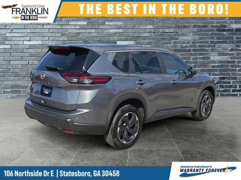 Used 2025 Nissan Rogue SV FWD image 6
