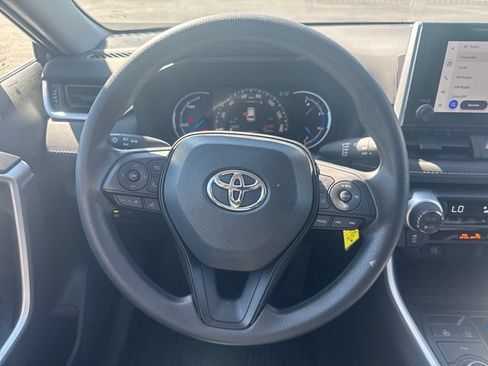 Used 2024 Toyota RAV4 LE AWD/4WD image 16