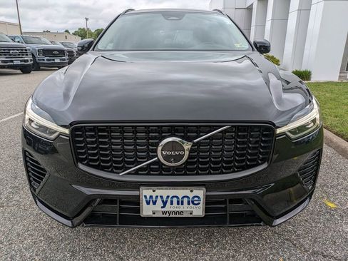 New 2025 Volvo XC60 T8 Plus w/ Protection Package Premier image 9