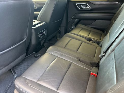 Used 2023 Chevrolet Tahoe LT RWD image 12