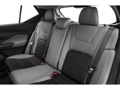 Used 2022 Nissan Kicks SR FWD image 28