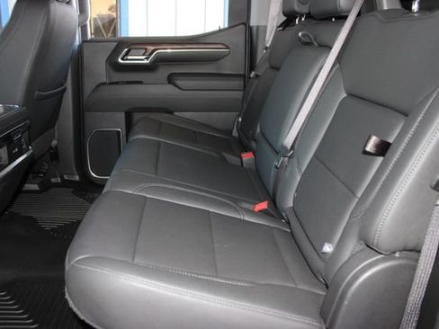 Used 2024 GMC Sierra 1500 SLT w/ SLT Premium Plus Package AWD/4WD image 26