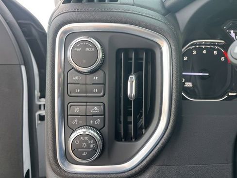 Used 2022 GMC Sierra 1500 SLT w/ SLT Premium Plus Package image 28