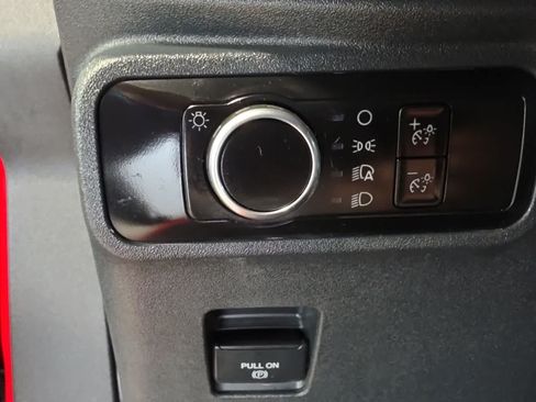 Used 2023 Ford Bronco 4-Door AWD/4WD image 18