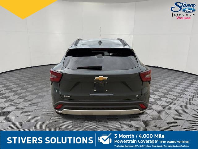 Used 2025 Chevrolet Trax LT FWD image 7