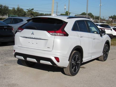New 2026 Mitsubishi Eclipse Cross SEL image 3