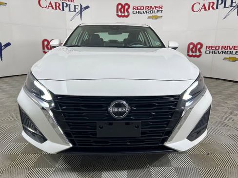 Used 2023 Nissan Altima 2.5 SL AWD/4WD image 2