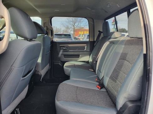Used 2018 RAM 1500 SLT image 24