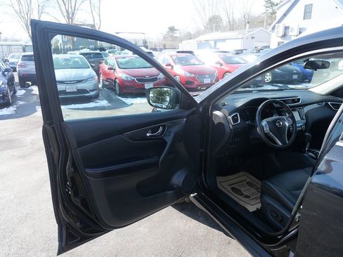 Used 2016 Nissan Rogue SL w/ SL Premium Package image 15