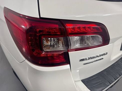 Used 2017 Subaru Outback 3.6R Touring w/ Popular Package #5A AWD/4WD image 30