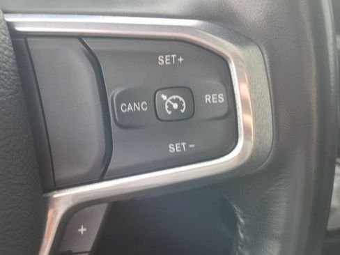 Used 2023 RAM 1500 Laramie AWD/4WD image 18