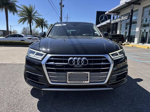 Used 2018 Audi Q5 Prestige w/ Prestige Package image 2