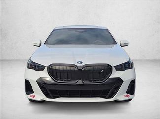 Used 2024 BMW i5 eDrive40i w/ M Sport Package RWD video 2