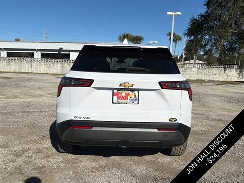 New 2026 Chevrolet Equinox LT FWD image 12