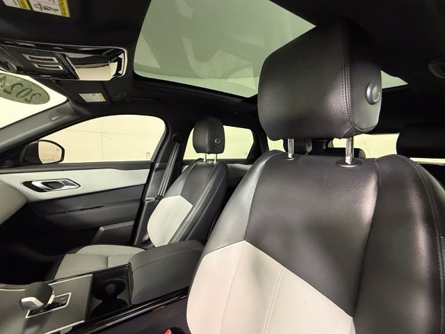 Used 2024 Land Rover Range Rover Velar Dynamic SE AWD/4WD image 4