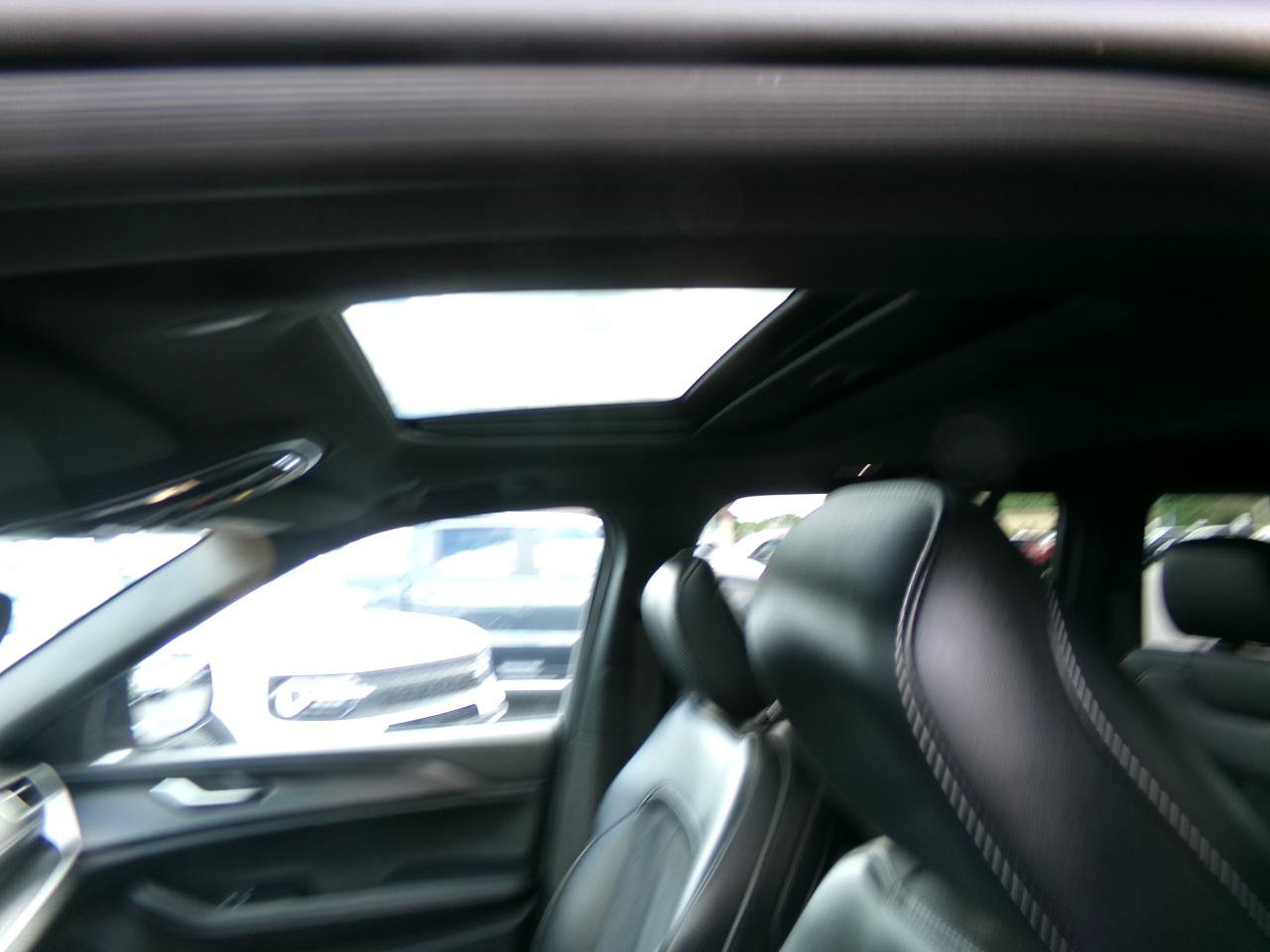 Used 2023 Jeep Grand Cherokee Altitude AWD/4WD image 15