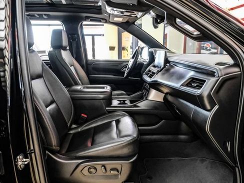 Used 2023 Chevrolet Suburban Z71 w/ Z71 Off-Road Package AWD/4WD image 29