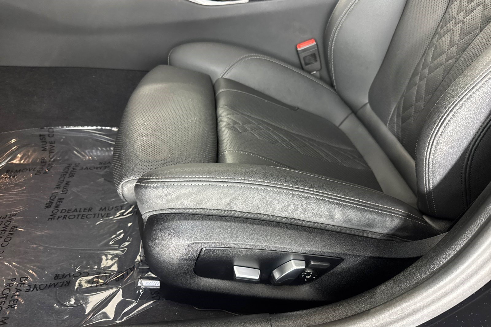Used 2023 BMW 530i w/ Convenience Package RWD image 15