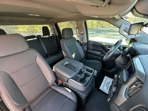 New 2026 Chevrolet Silverado 1500 Custom Trail Boss w/ Dark Appearance Package image 15