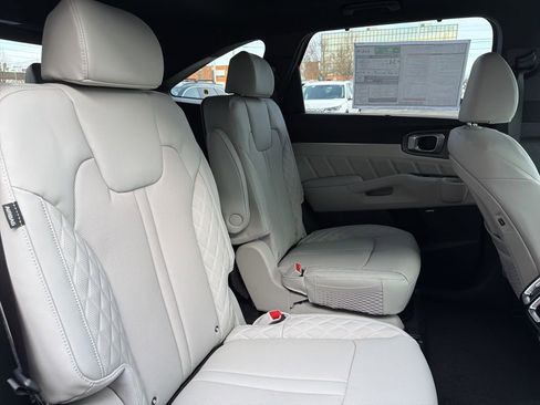 New 2026 Kia Sorento SX Prestige AWD/4WD image 16