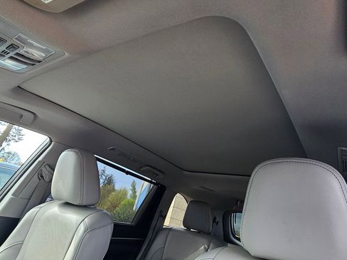 Used 2015 Toyota Highlander Limited Platinum AWD/4WD image 22