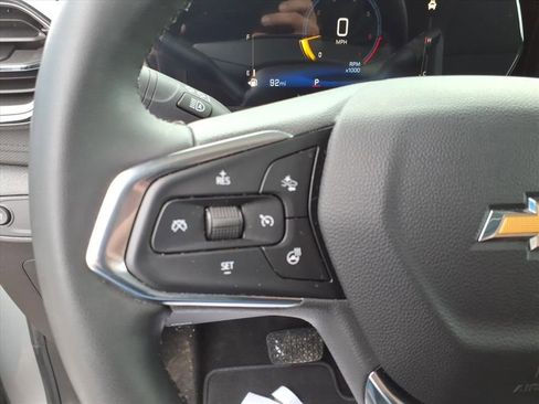 Used 2024 Chevrolet TrailBlazer LT w/ LT Cold Weather Package image 22