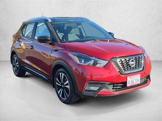 Used 2019 Nissan Kicks SR FWD video 3