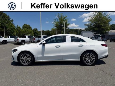 Used 2025 Mercedes-Benz CLA 250 4MATIC image 2