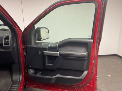 Used 2018 Ford F150 XLT w/ Equipment Group 302A Luxury image 25