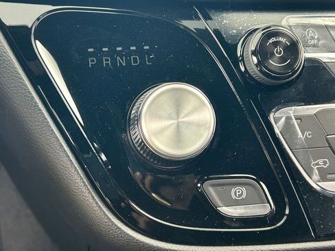 New 2026 Chrysler Voyager LX image 19