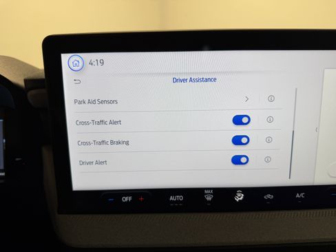 New 2025 Ford Maverick XLT w/ 4K Tow Package image 10